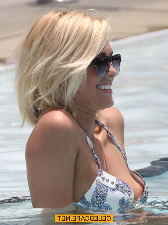 19P Hottest celebrity oops and nude pics