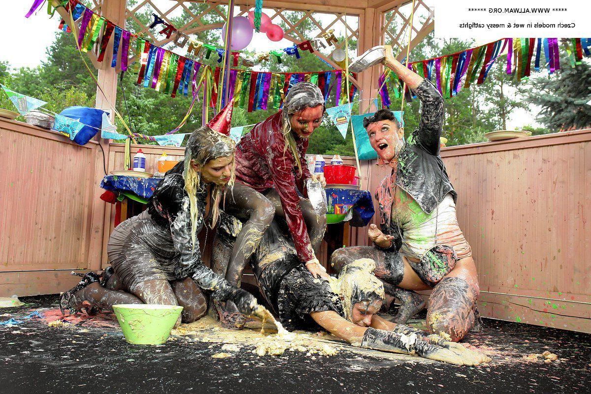 15P Glamour lesbians messy food catfighting 