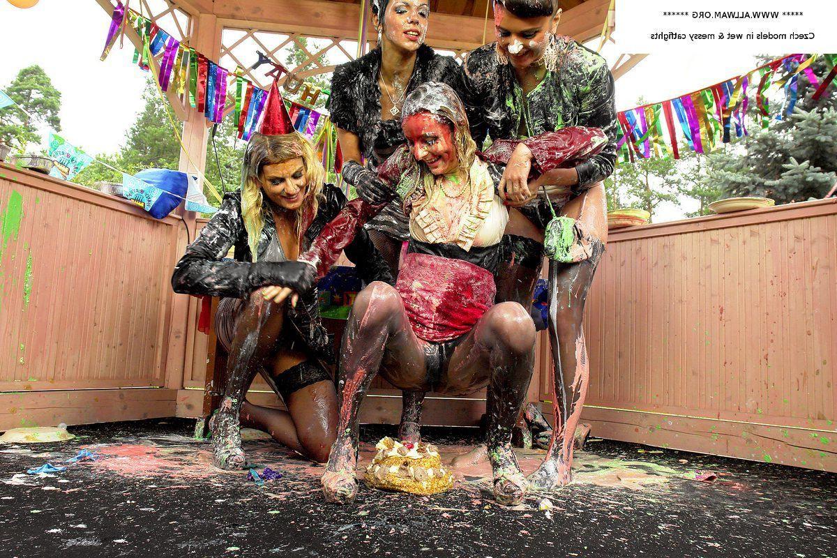 15P Glamour lesbians messy food catfighting 