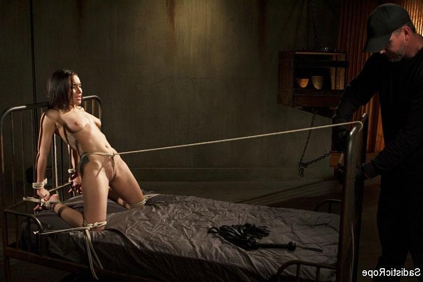 17P Gabriella Paltrova is bed bound in rope and spanked by maledom
