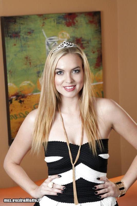 15P Beautiful Blonde Teen Fucked Like Mad