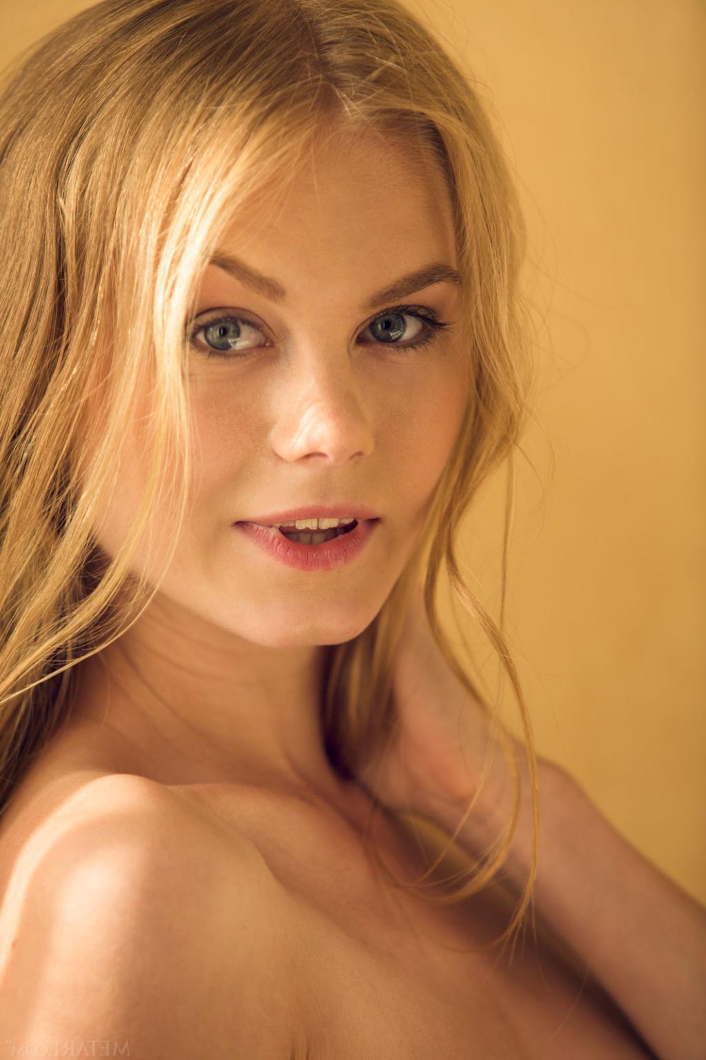 15P Nancy A from MetArt posing naked in bedroom