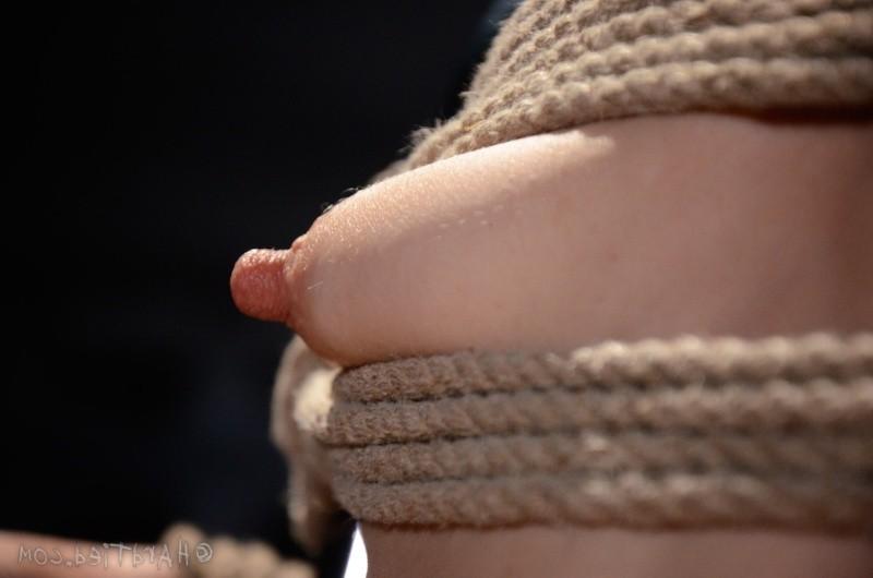 16P Elise Graves with ballgag in rope bondage therapy screams when she orgasms