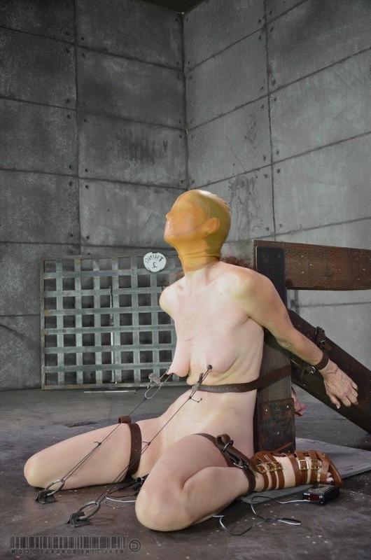 16P Emma Haize and Emma both bound in a dungeon with latex mask