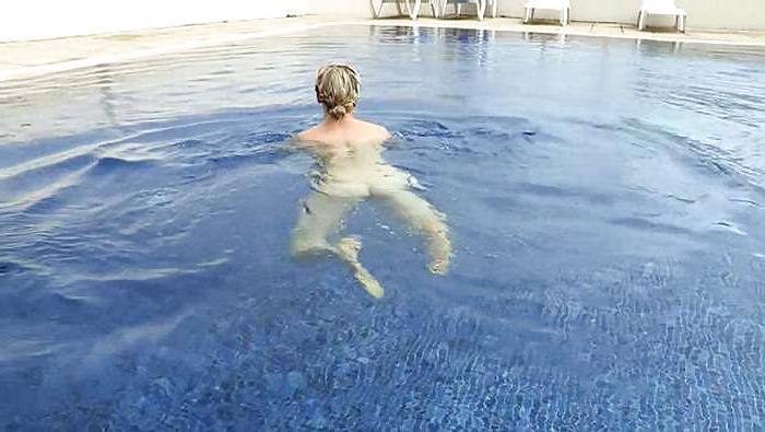 15P Skinny dipping cherry healey