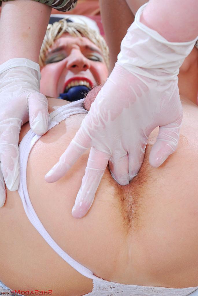 20P Unsuspecting sissy used raw