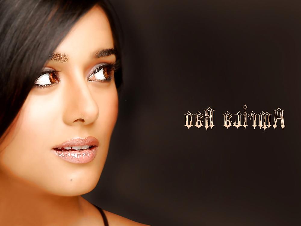 24P Indian slim n sexy Amrita rao - 7