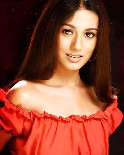 24P Indian slim n sexy Amrita rao - 7