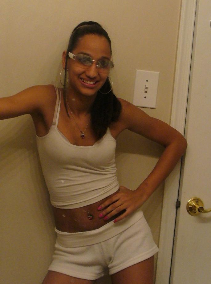 15P Naughty and hot selfpics taken by an amateur ebony chick