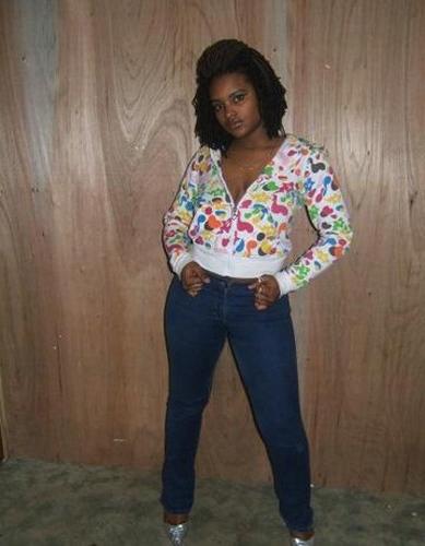 15P Naughty and hot selfpics taken by an amateur ebony chick