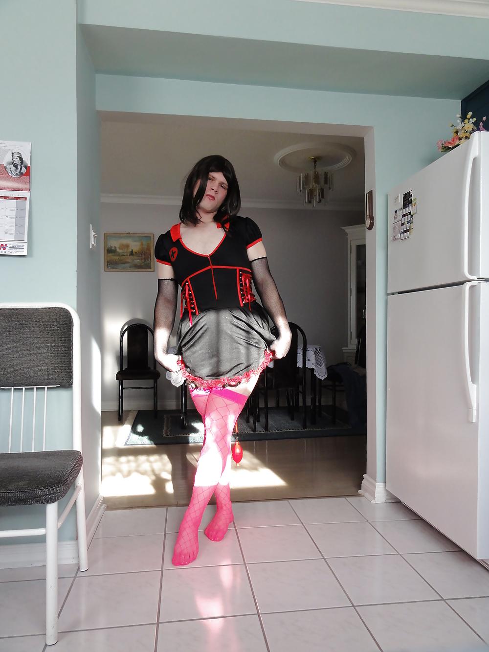 16P Sissy ashley