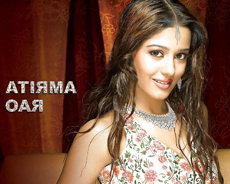 25P Indian slim n sexy  amrita rao.