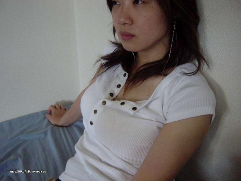 15P Collection of a busty kinky GF sucking on a cock