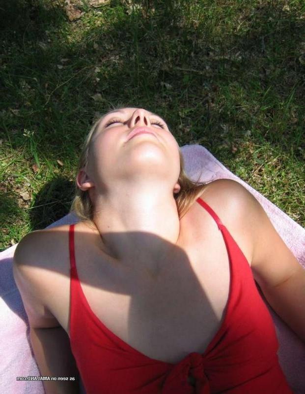 15P Slutty blonde babe sucks on a stiff cock outdoors