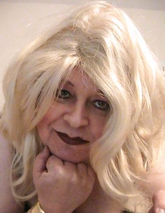 25P Sherri Smyth TV Sissy