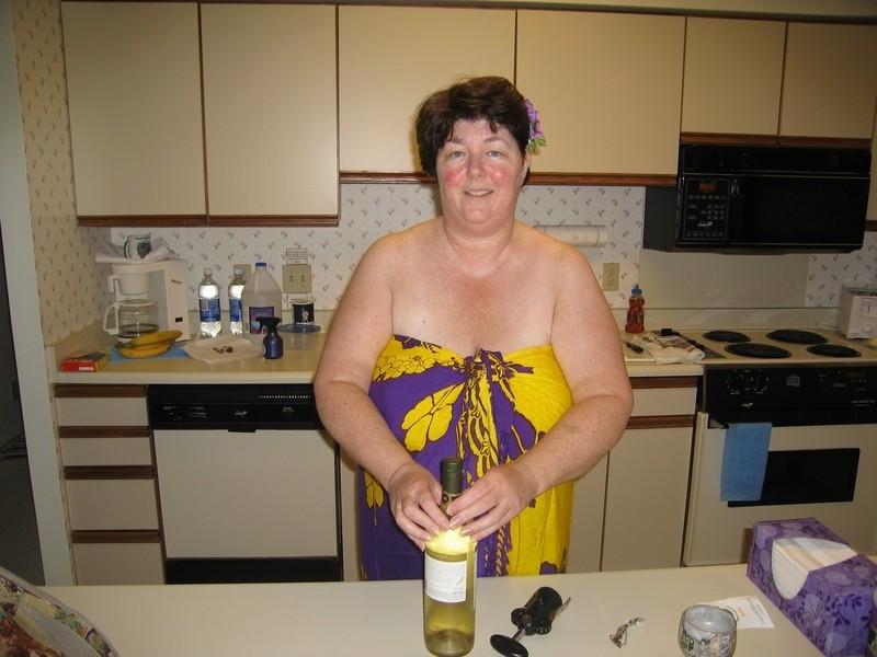 8P Naked fat wives fucked huge cock