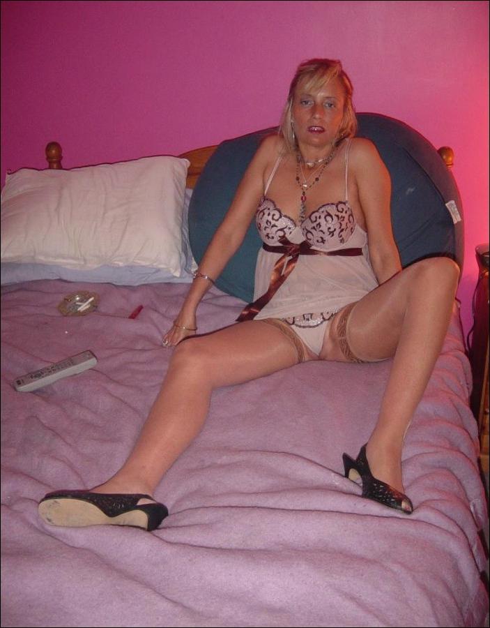18P Gorgeous MILF spreading her eager legs fucking and sucking a huge cock until it 