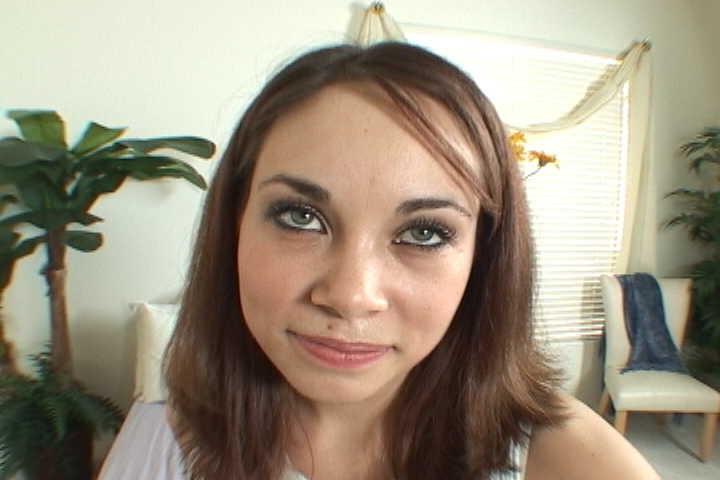 15P Green eyed cutie Alex sloppy BJ and creampie
