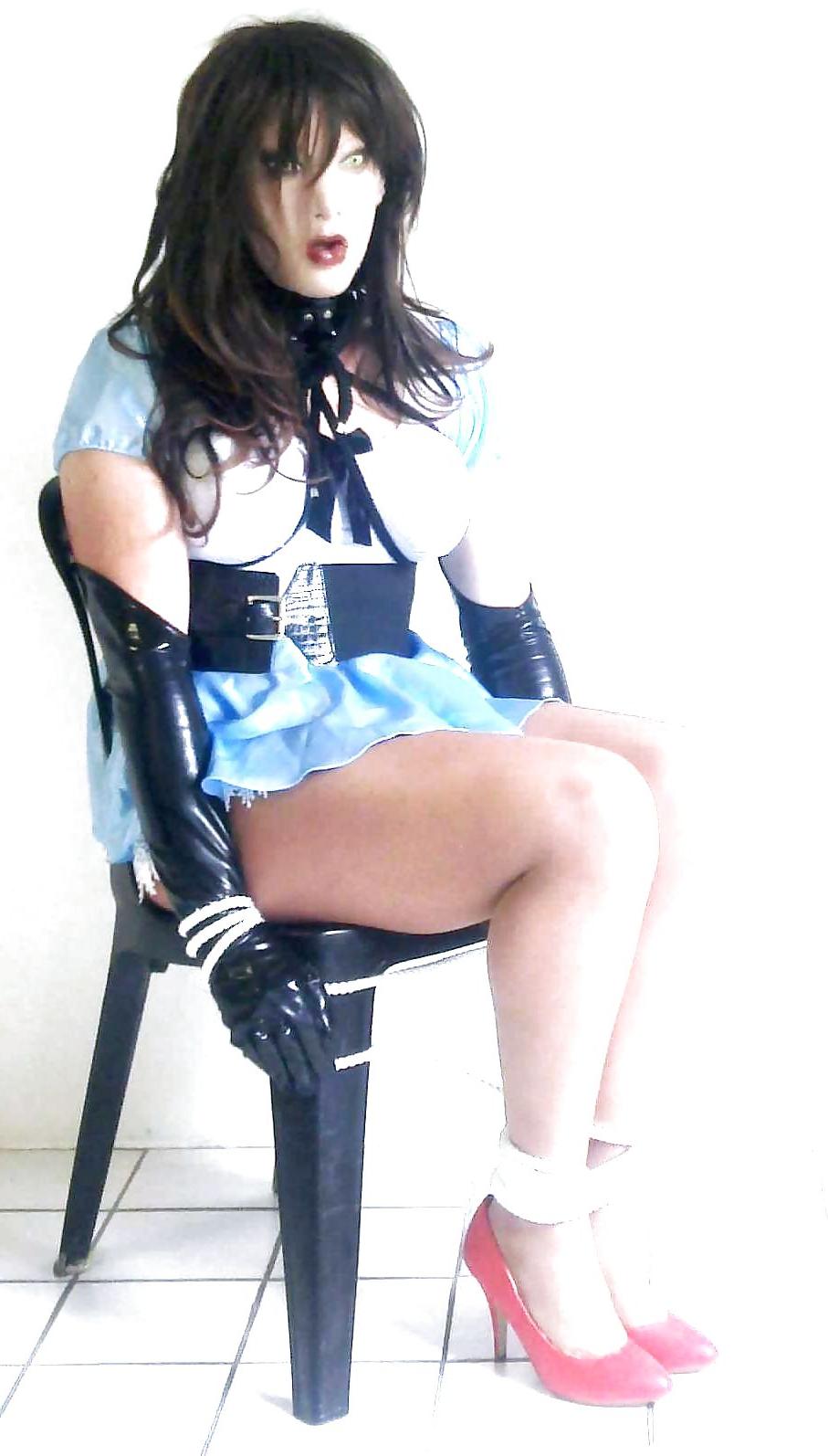 6P Tied up sissy me