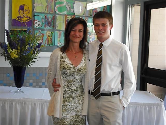 25P Real mom son's friend couple