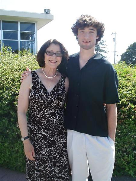 25P Real mom son's friend couple