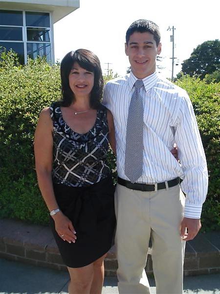 25P Real mom son's friend couple