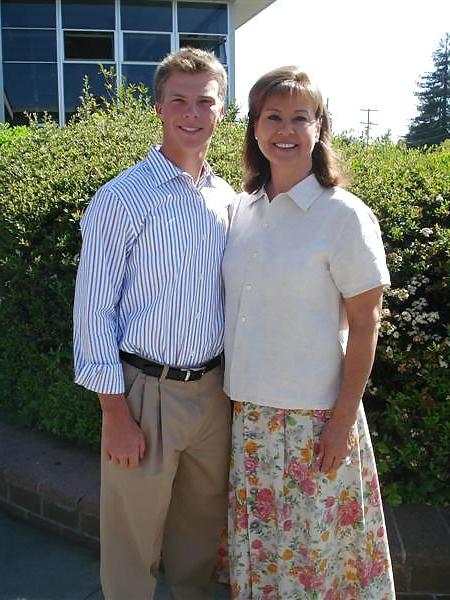 25P Real mom son's friend couple