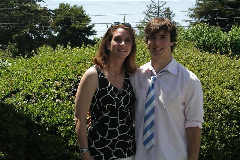 25P Real mom son's friend couple