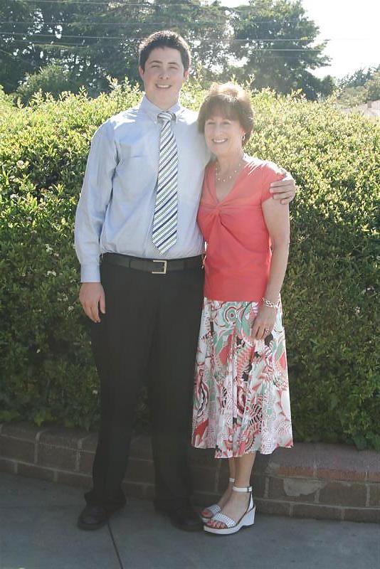 25P Real mom son's friend couple