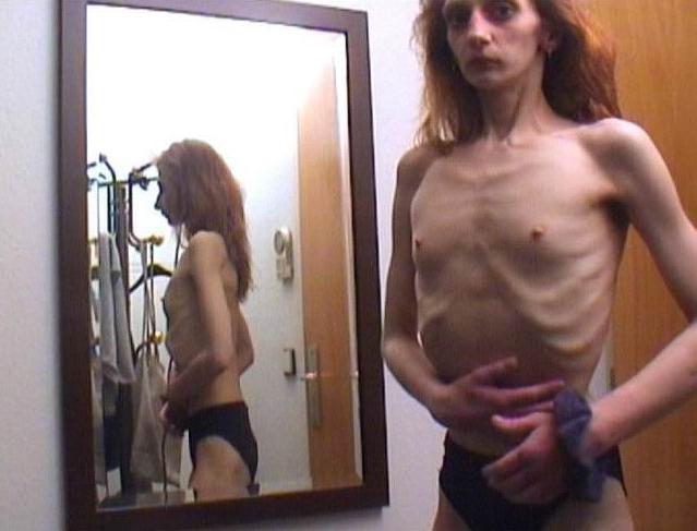 16P skinny anorexic girls posiing and in action