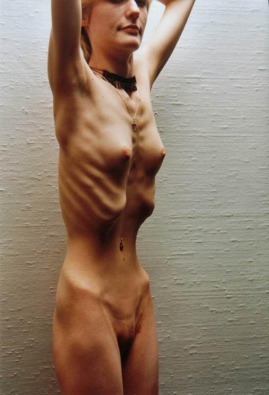 15P very skinny girls showing off their goodies
