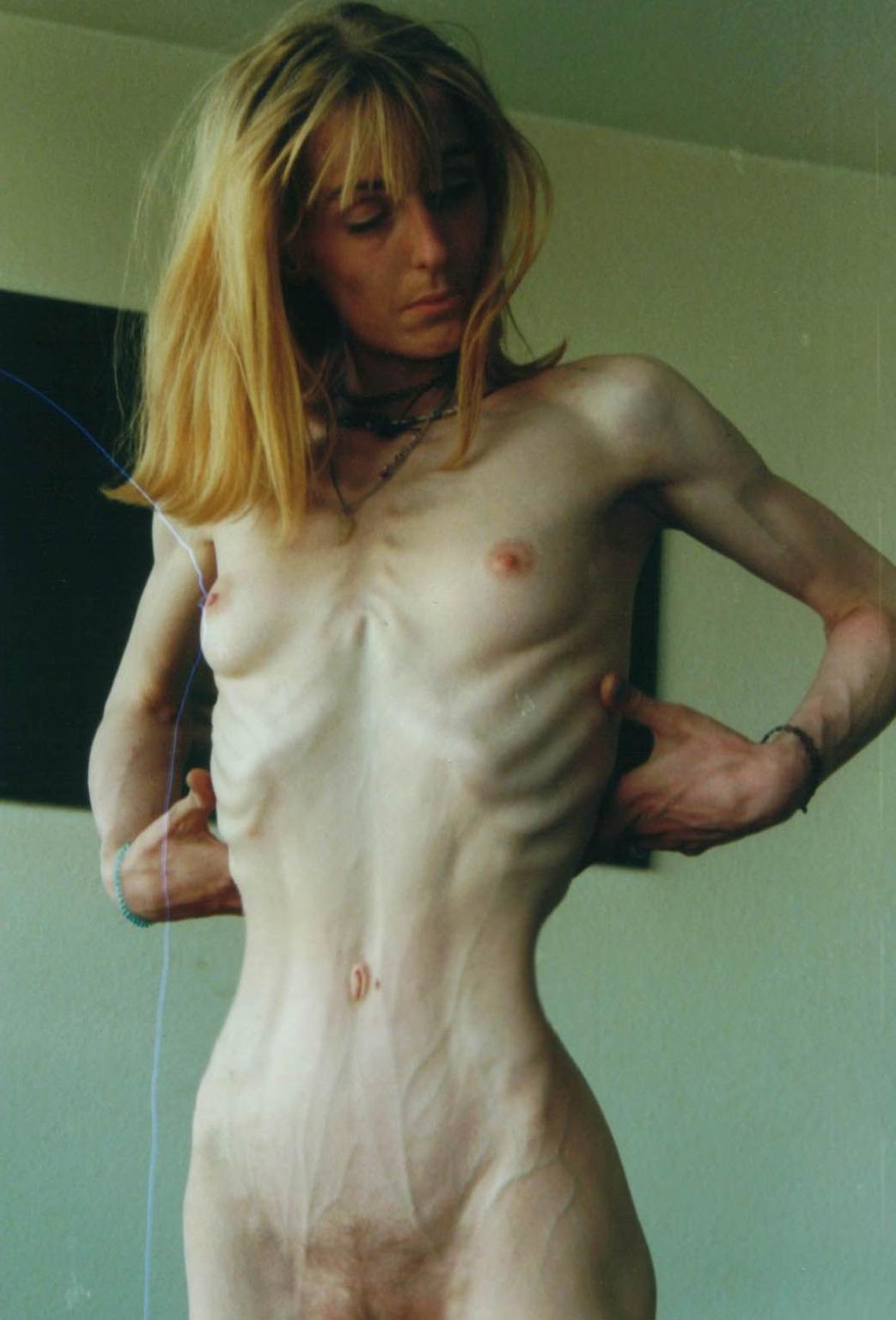 12P extremely skinny girls posing and in action