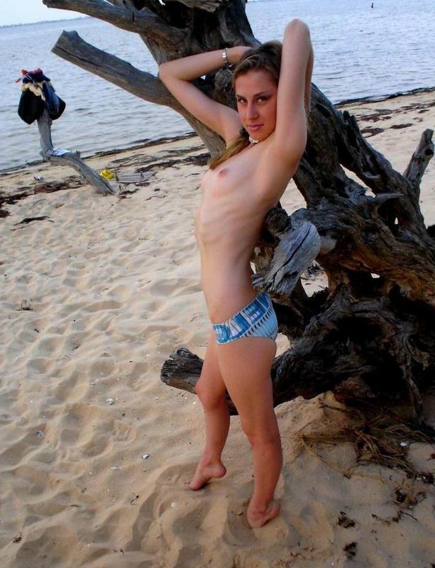 12P very skinny girls showing off their goodies