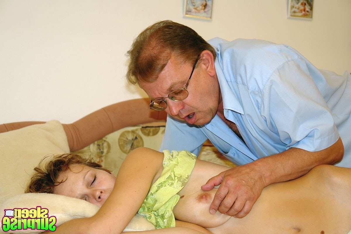 14P Old guy fucking a sleeping teen