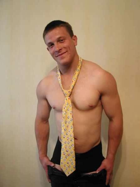 13P Muscular hunk with a huge cock