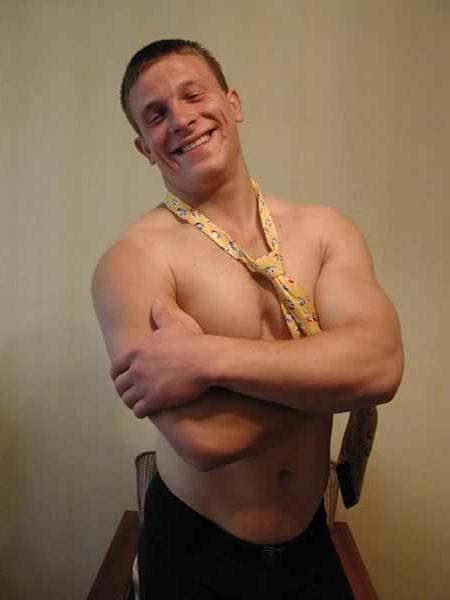 13P Amateur hunk with a huge cock