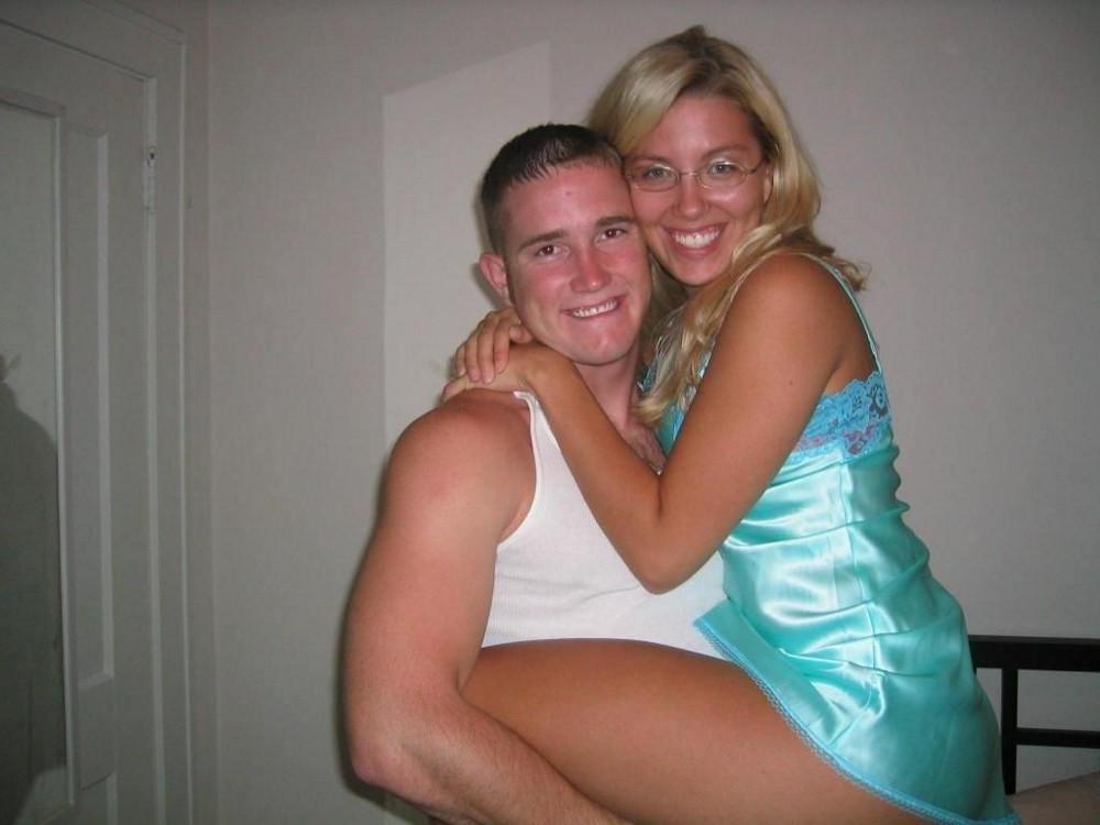 16P Amateur pics of horny girls being caught doing nasty things