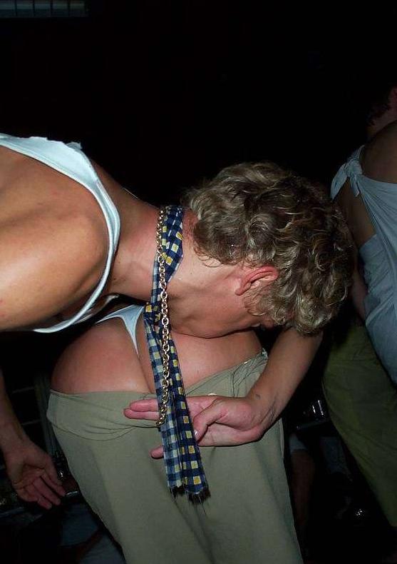 16P Amateur pics of horny girls being caught doing nasty things