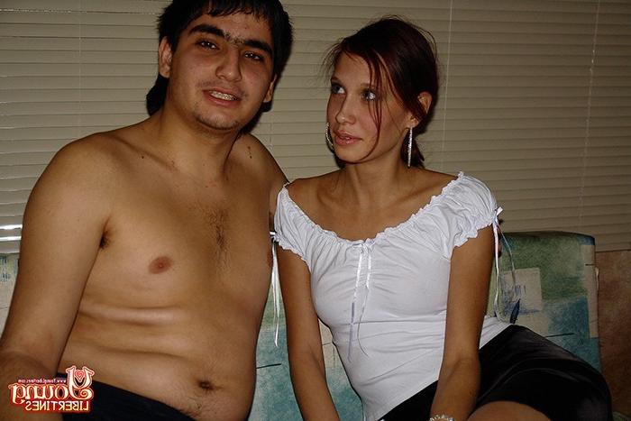 16P Skinny babe and her talented dude try out different games