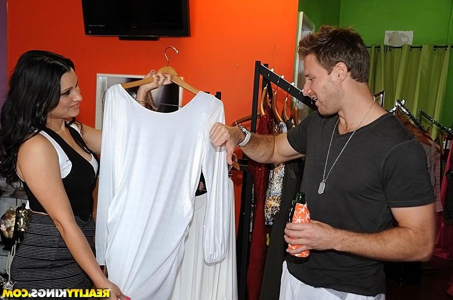 20P They were out and about looking for a supposed outfit for Levi's sister. When al