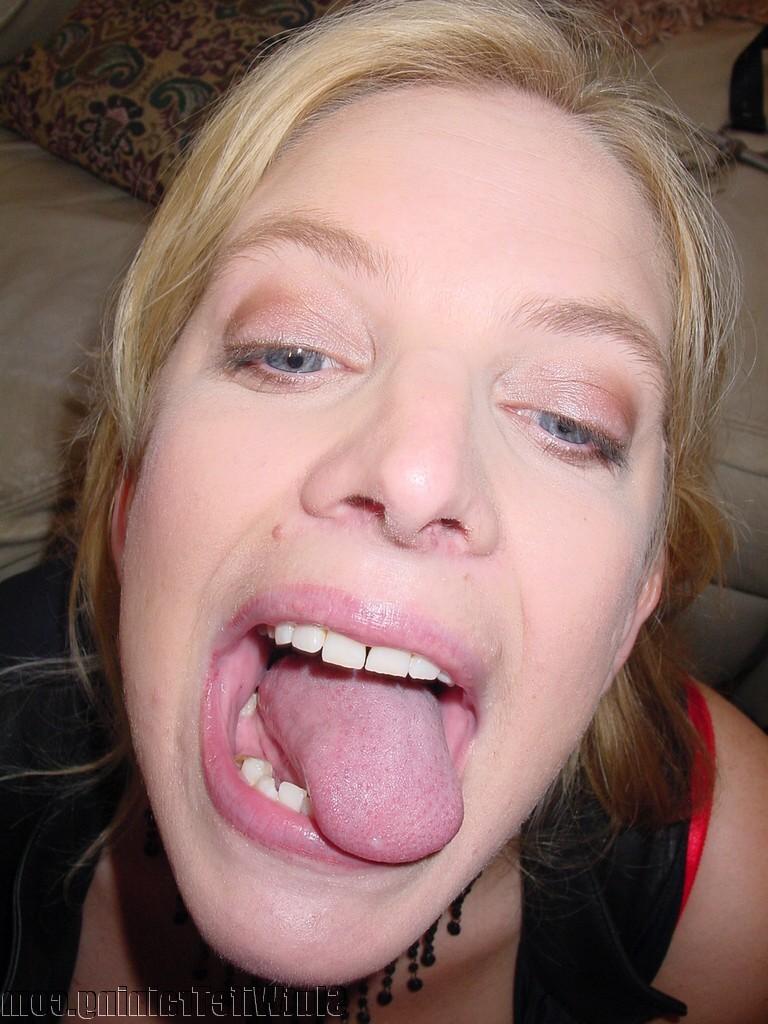 20P Blonde mature mama learning to blow a huge cock