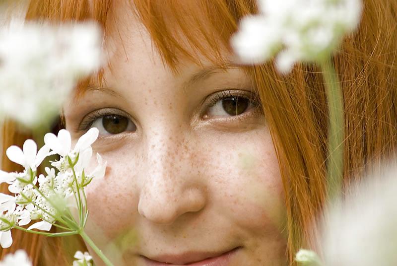 15P Slim Redhead Beauty