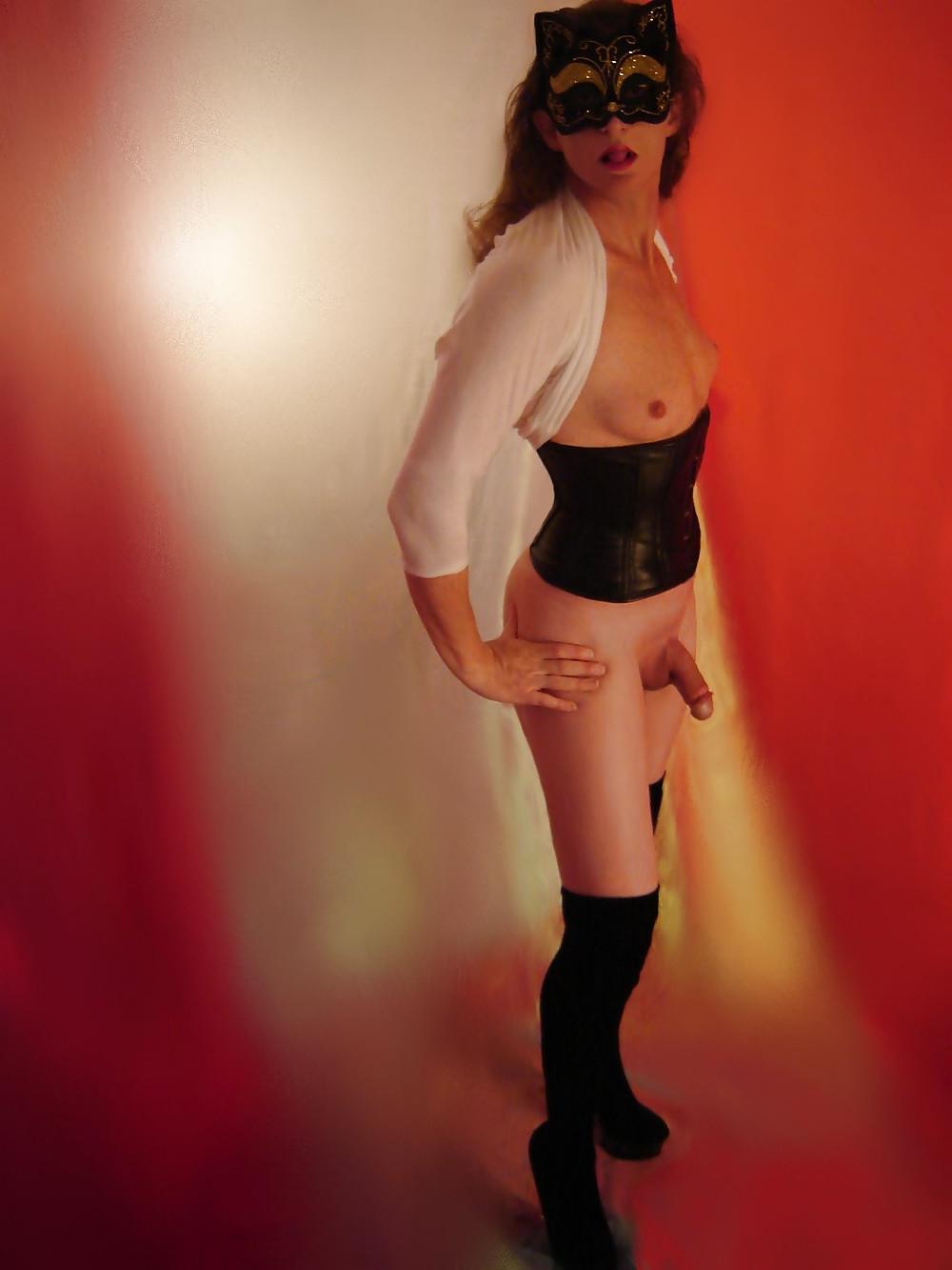 25P YUM YUM...SEXY SISSY BOYS V