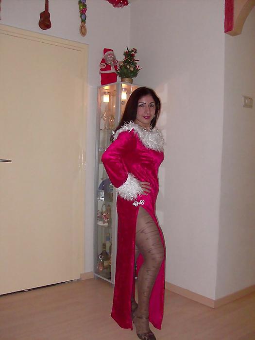 25P Turkish slut mom and friend dirty comments please