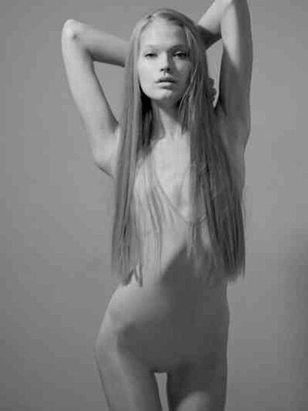 15P Nude skinny girls with small tits and tight pussies