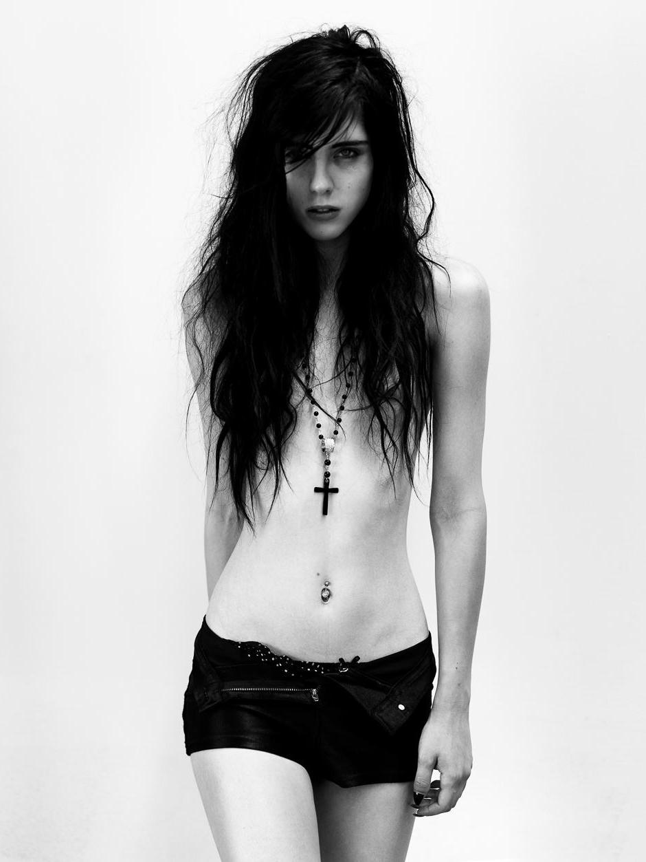 15P Ultra hot super skinny nude girls
