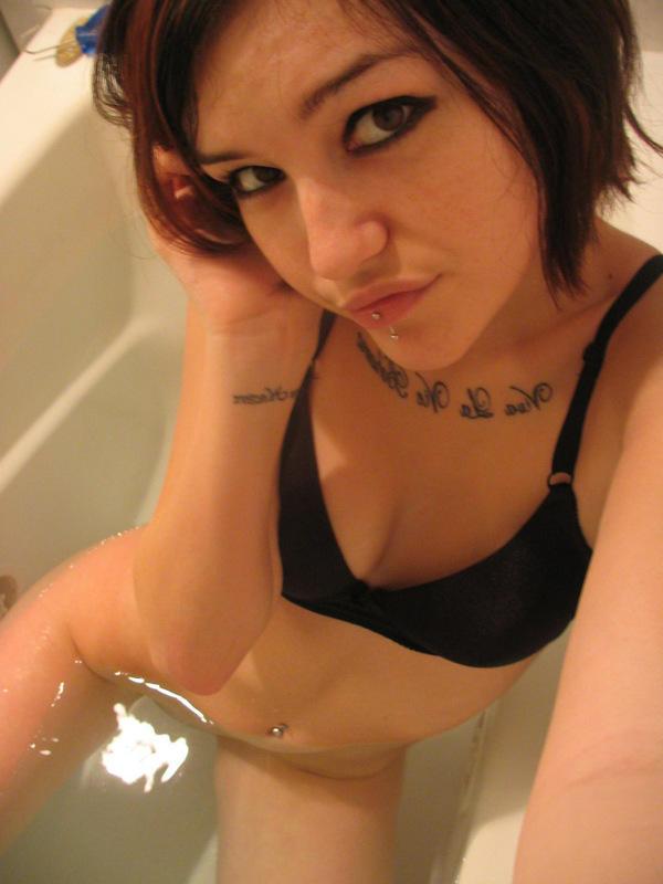 12P very skinny girls showing off their bones