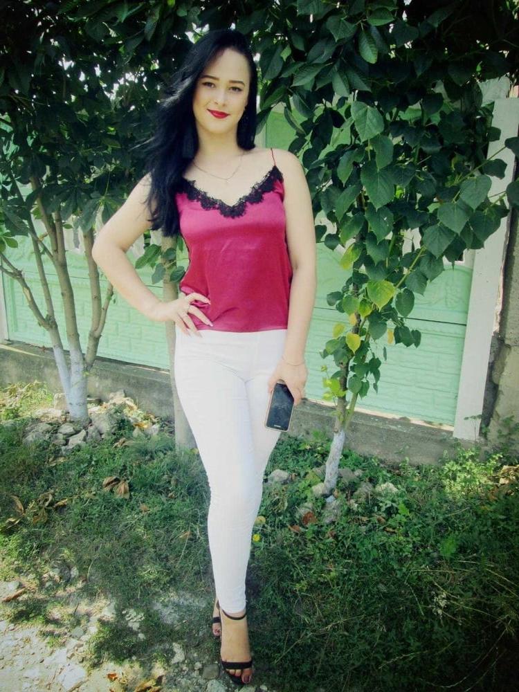 16P My sister pic