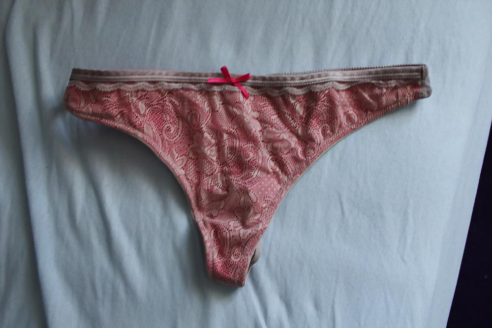 18P Thong of Sister