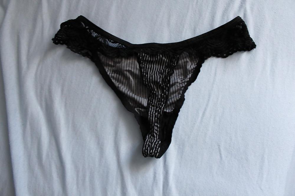 18P Thong of Sister
